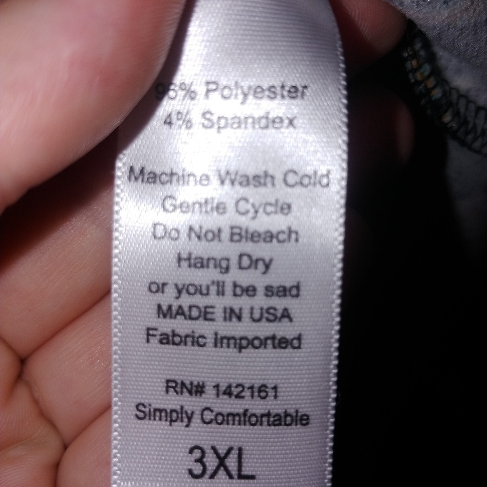 Julia - Picture 2 of 3